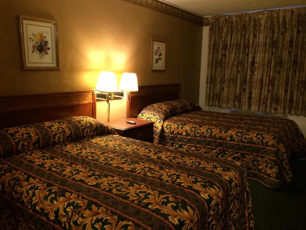 Townhouse Motel 생거 객실 사진